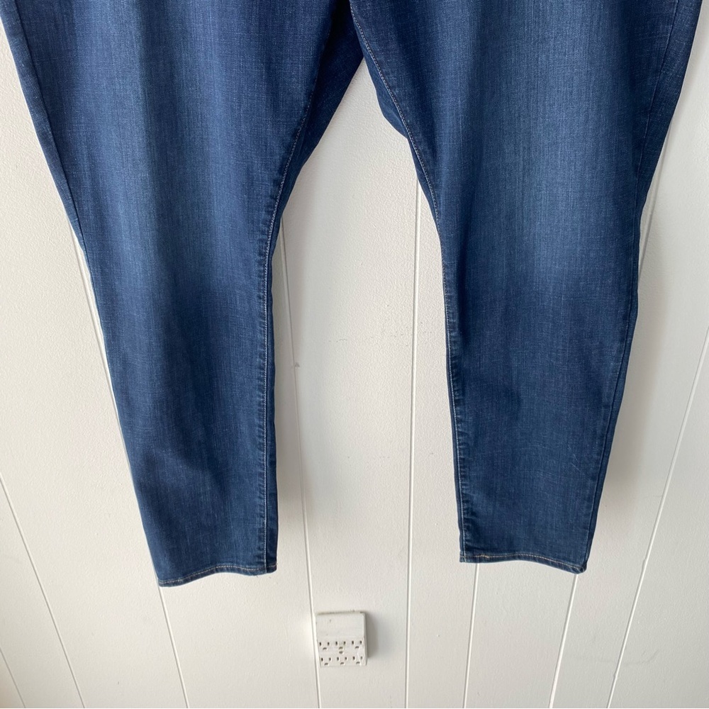 Levi’s Women’s 721 High-Rise Skinny Jeans Dark Wash Size 24W Plus NWT - Picture 4 of 12